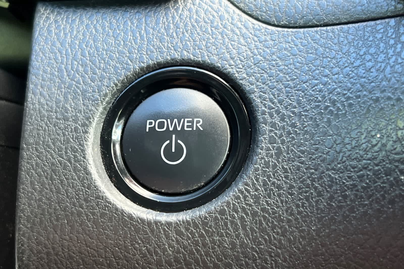Used 2025 Toyota Camry LE FWD image 23