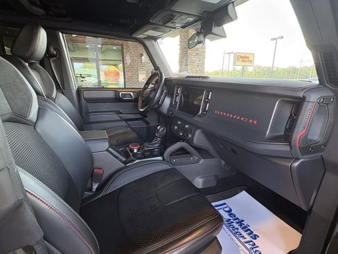 Used 2025 Ford Bronco Raptor AWD/4WD image 33