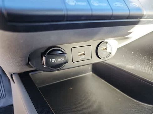 Used 2022 Hyundai Elantra SEL w/ Cargo Package image 26