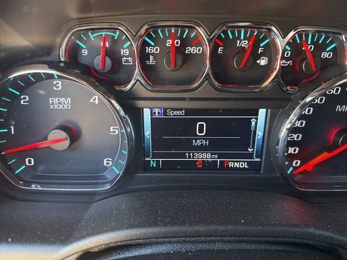 Used 2019 GMC Yukon SLT w/ Premium Edition AWD/4WD image 17