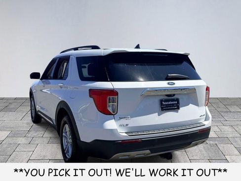 Used 2023 Ford Explorer XLT w/ Equipment Group 202A AWD/4WD image 5