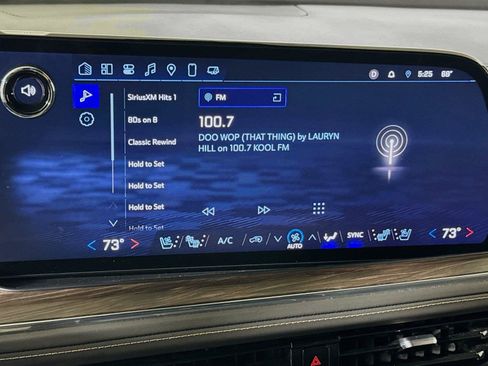 Certified 2025 Chevrolet Suburban Premier AWD/4WD image 13