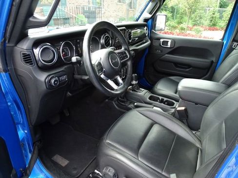 Used 2021 Jeep Wrangler Unlimited Sahara image 12