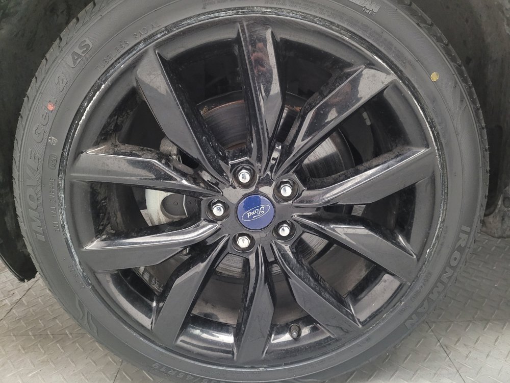 Used 2018 Ford Escape SE w/ SE Sport Appearance Package FWD image 31