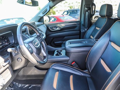 Used 2024 GMC Yukon AT4 w/ AT4 Premium Package AWD/4WD image 14