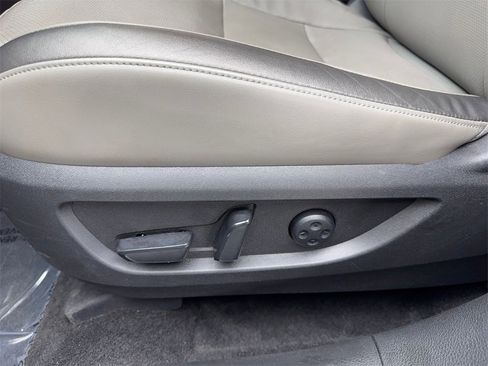 Used 2024 INFINITI QX50 Luxe image 30