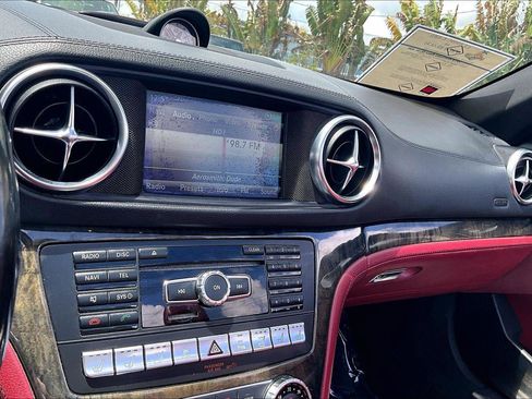 Used 2016 Mercedes-Benz SL 400 image 14
