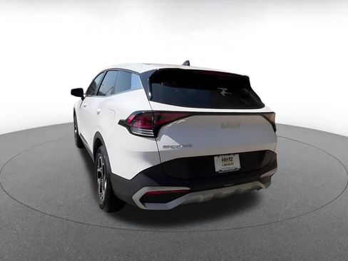 Used 2025 Kia Sportage LX image 11