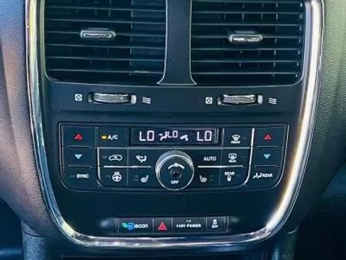 Used 2019 Dodge Grand Caravan GT FWD image 14