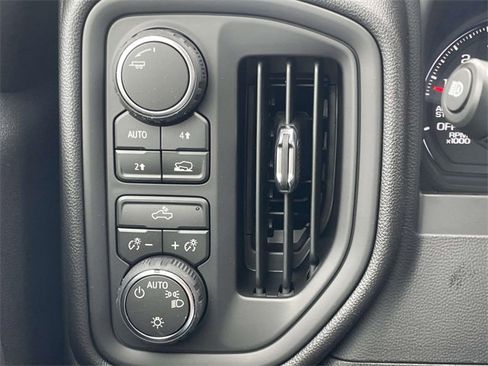 New 2026 Chevrolet Silverado 1500 W/T w/ WT Value Package image 19