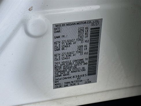 Used 2017 Nissan Rogue S image 12