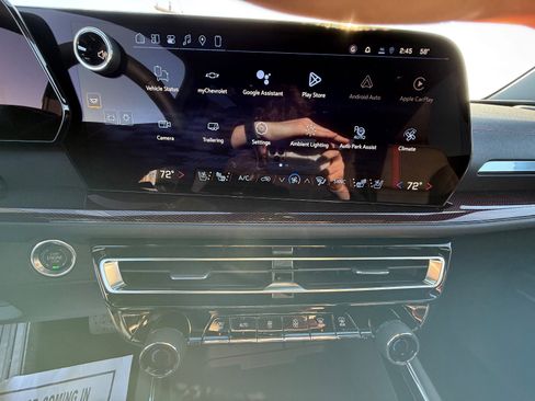 New 2026 Chevrolet Traverse RS image 25