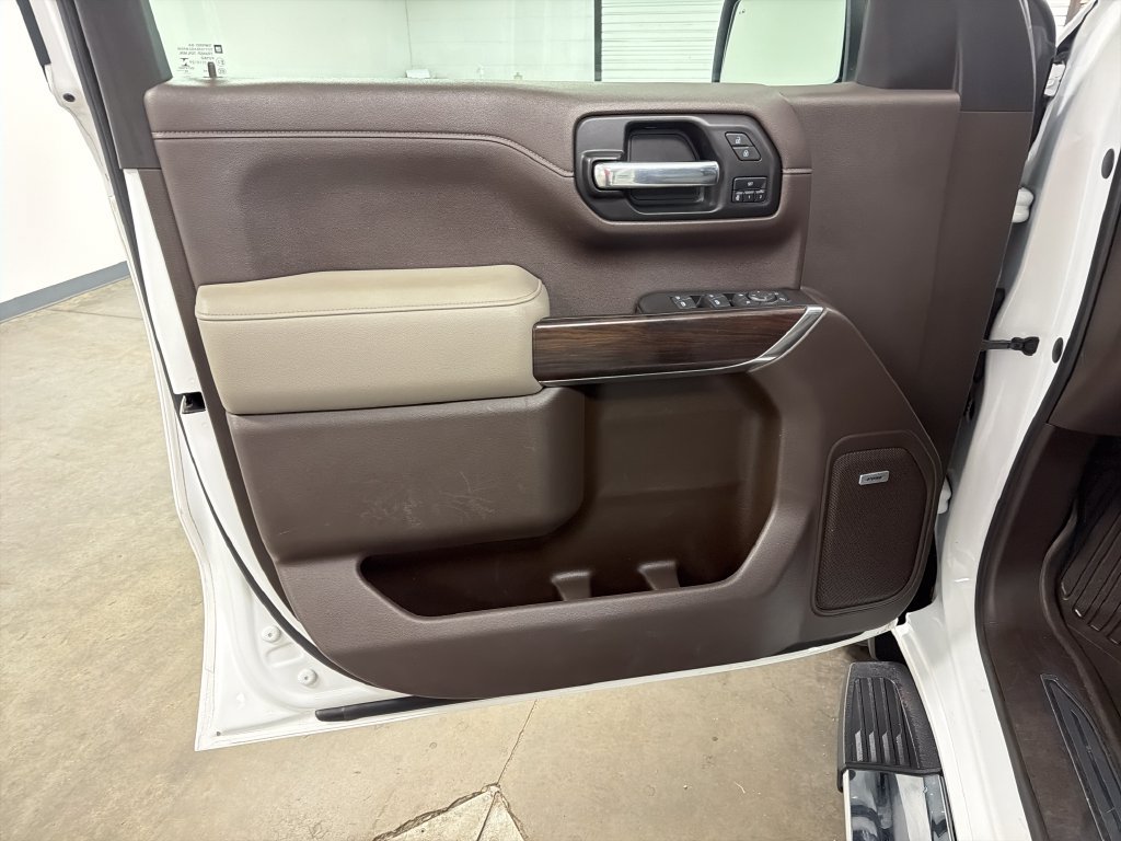 Used 2019 GMC Sierra 1500 SLT w/ SLT Premium Plus Package AWD/4WD image 22