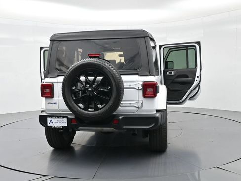 Used 2021 Jeep Wrangler Unlimited Sahara w/ Cold Weather Group image 44