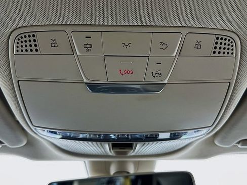 Used 2020 Mercedes-Benz GLC 300 4MATIC image 31
