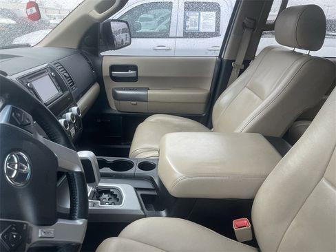 Used 2014 Toyota Sequoia Limited image 3