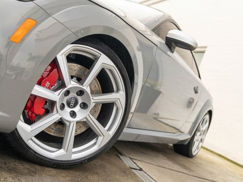 Used 2018 Audi TT RS image 5