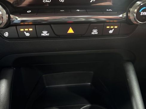 Used 2022 MAZDA MAZDA3 s image 5