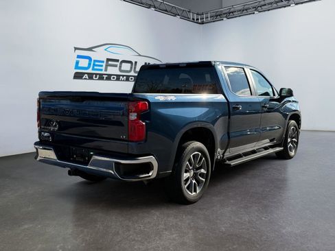 Used 2022 Chevrolet Silverado 1500 LT image 3