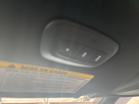 New 2027 Chrysler Pacifica Select AWD/4WD image 45