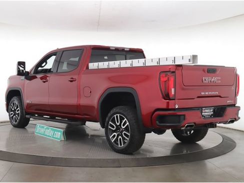 Used 2023 GMC Sierra 1500 AT4 w/ Technology Package AWD/4WD image 8
