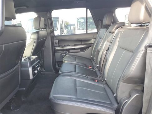 Used 2018 Ford Expedition Max XLT w/ Equipment Group 202A image 9