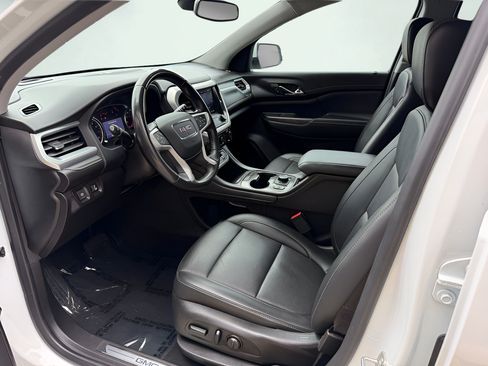 Used 2021 GMC Acadia SLT FWD image 17