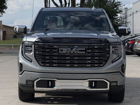 Used 2025 GMC Sierra 1500 Denali Ultimate AWD/4WD image 9