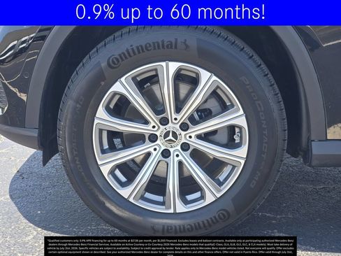 Used 2026 Mercedes-Benz GLC 300 image 9