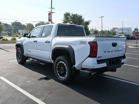 New 2026 Toyota Tacoma TRD Off-Road image 13