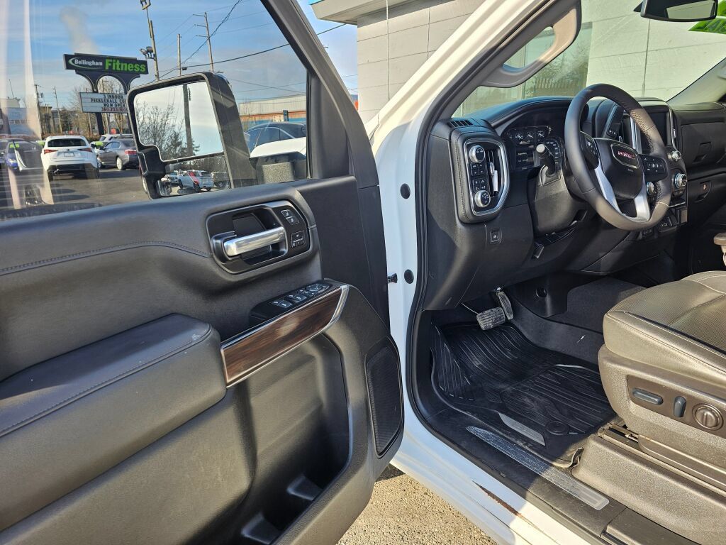 Used 2022 GMC Sierra 3500 SLT w/ X31 Off-Road Package AWD/4WD image 16