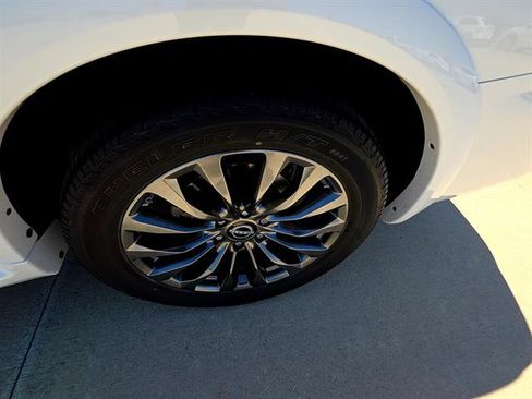 Used 2023 Nissan Armada Platinum w/ Captain's Chairs Package RWD image 8