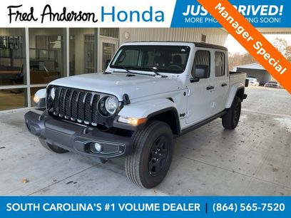 Used 2023 Jeep Gladiator Willys