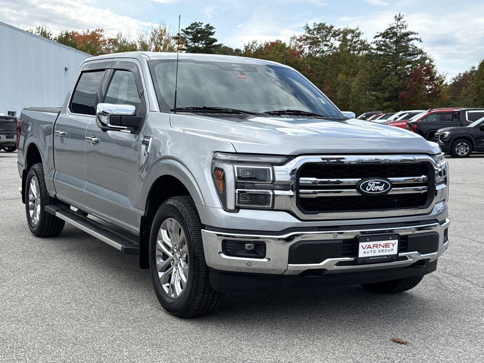 Used 2025 Ford F150 Lariat w/ Equipment Group 502A High AWD/4WD image 3
