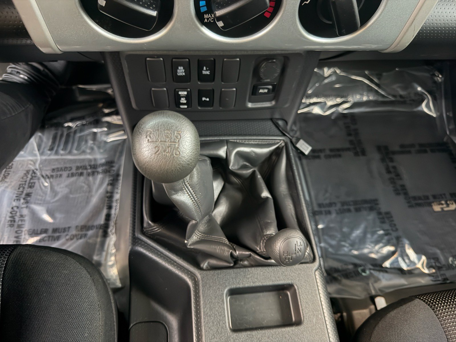 Used 2007 Toyota FJ Cruiser 4WD w/ Upgrade Pkg 1 image 22