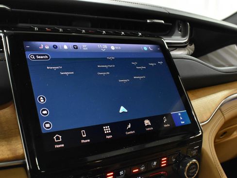 Used 2022 Jeep Grand Cherokee L Summit w/ Advanced Protech Group IV image 19