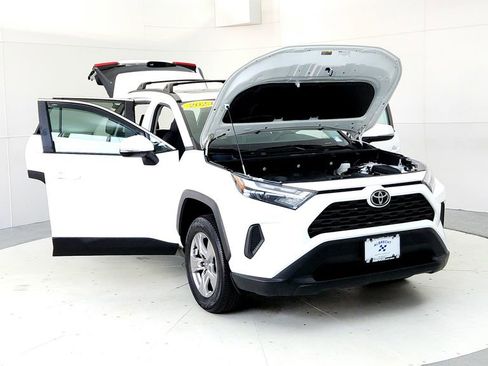 Certified 2023 Toyota RAV4 XLE w/ Convenience Package AWD/4WD image 9
