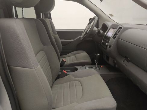 Used 2021 Nissan Frontier S RWD image 21