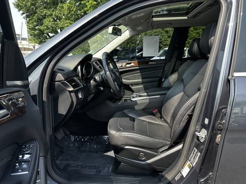 Used 2015 Mercedes-Benz ML 350 4MATIC image 19