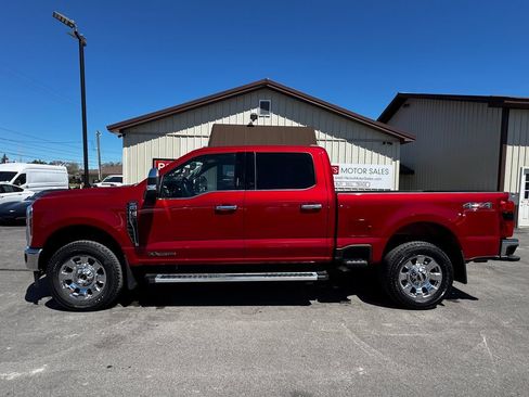 Used 2024 Ford F250 Lariat AWD/4WD image 2