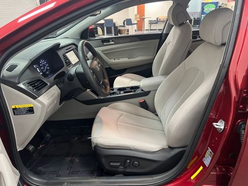 Used 2016 Hyundai Sonata Sport image 12