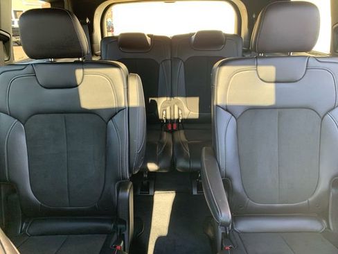 Used 2025 Jeep Grand Cherokee L Altitude image 39