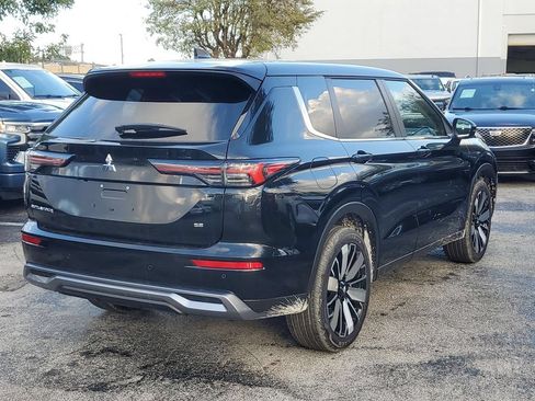 New 2026 Mitsubishi Outlander SE FWD image 7