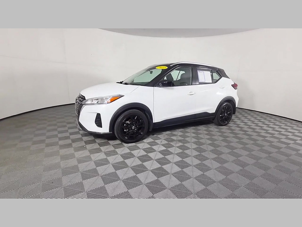 Used 2022 Nissan Kicks SV FWD image 45