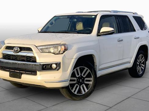 Used 2018 Toyota 4Runner Limited image 2
