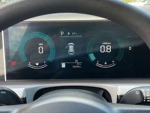 Used 2025 Hyundai Tucson SEL image 14