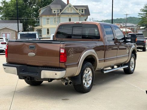 Used 2012 Ford F250 Lariat AWD/4WD image 2