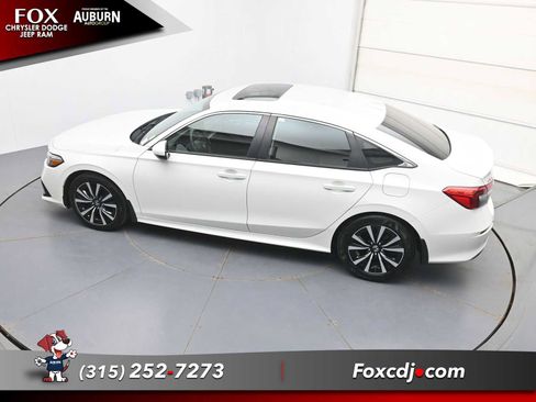 Used 2023 Honda Civic EX image 29