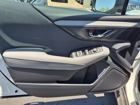 Used 2025 Subaru Outback Premium w/ Popular Package #1A image 9