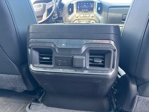 Used 2022 GMC Sierra 2500 Denali w/ Technology Package AWD/4WD image 20